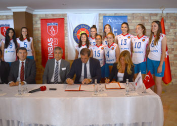 Alpet, Kadın Voleyboluna Sponsor Oldu