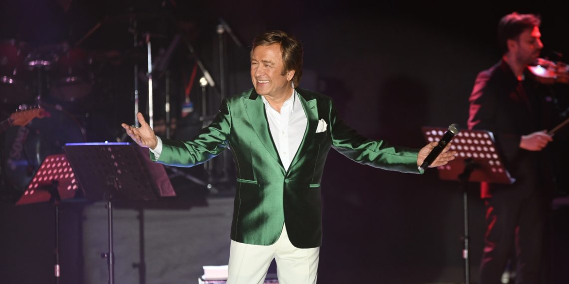 Erol Evgin, Hayranlarıyla Buluştu