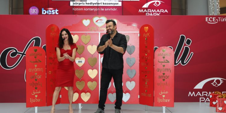 Hande Ataizi Marmara Park AVM’de Sevgilileri Yarıştırdı
