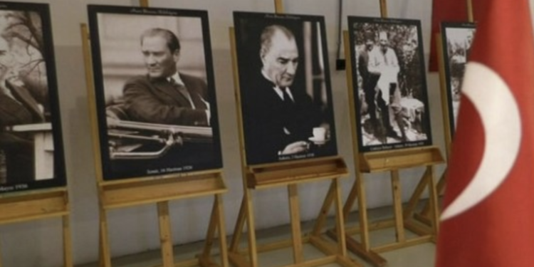 Özel Alev İlköğretim Okulu’ndan Atatürk’ü Anlama ve Anma Sergileri