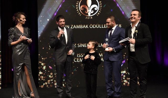 Kızım ve Ben Filmi Bir Yılda 4 Ödülle Rekora İmza Atacak Gibi