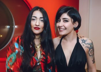 Melek Mosso ile Dünyaca Ünlü Hindi Zahra Aynı Sahneyi Paylaştı