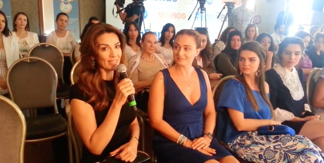 Ünlü İsimler Özel “Minik Sporcular”a Madalya Taktılar