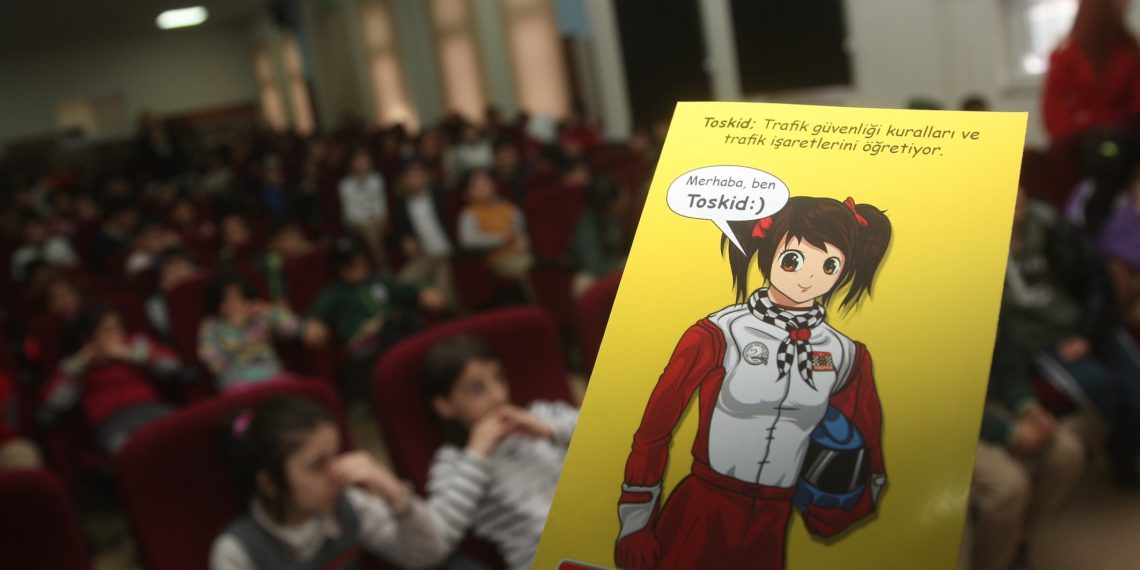 “Velinin Karnesi Nasıl?” Projesi ile 10.000 Çocuğa Ulaşılacak
