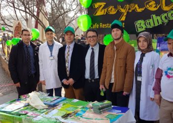 Farkındalık Masası ile Rahim Ağzı Kanserine Dikkat Çekildi