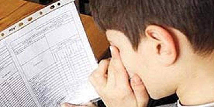 Çocuğunuzu karne notlarına göre yargılamayın!
