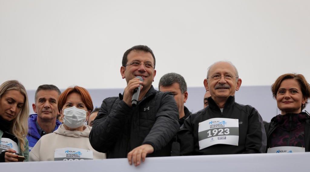 Kılıçdaroğlu ve Akşener’den Maratona 7000 Adımlık Katılım