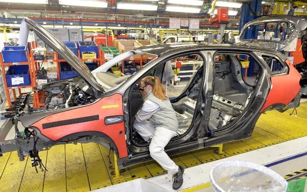 Otomotiv Sektöründe Yönetici Koltuğundaki Kadın Oranı Yüzde 8