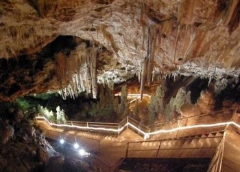 Oylat Mağarası, Turizmin Hizmetinde