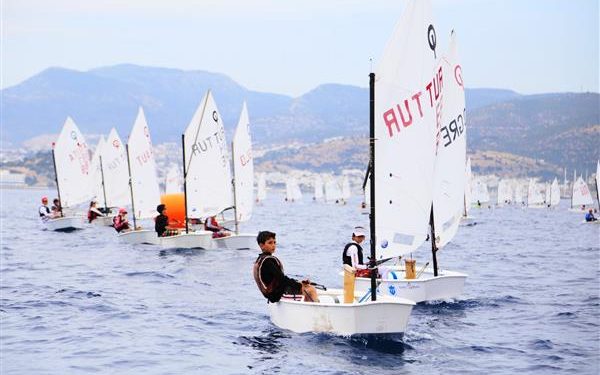 Yelken Kampında Ekstrem Spor Heyecanı!